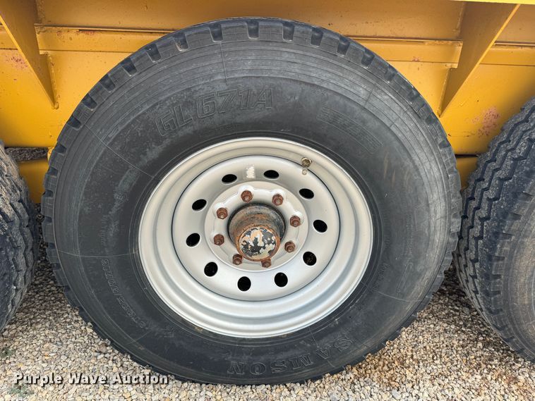 image for item DK6777 1991 Metal Fabricating Co. equipment trailer