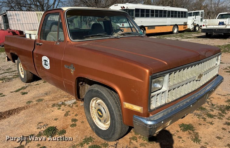 image for item DK6784 1981 Chevrolet C10 pickup truck