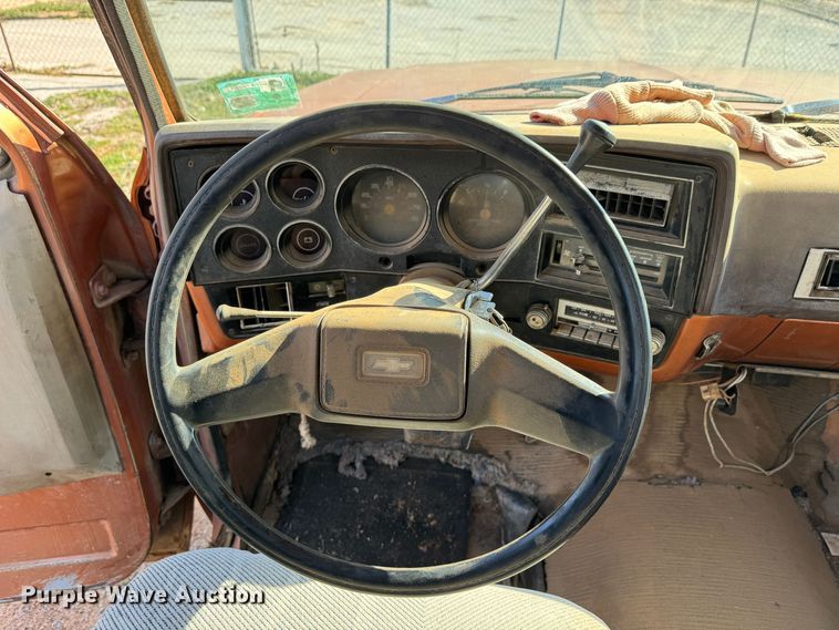 image for item DK6784 1981 Chevrolet C10 pickup truck