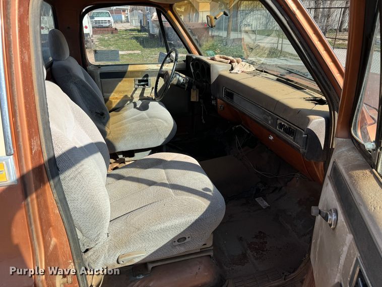 image for item DK6784 1981 Chevrolet C10 pickup truck