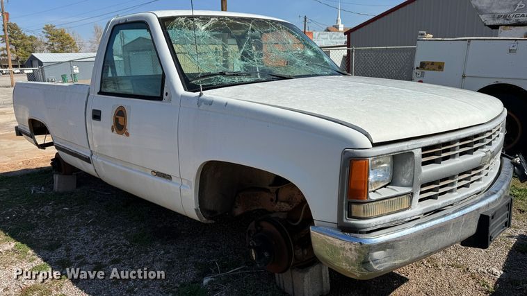 image for item DK6786 1994 Chevrolet 1500 pickup truck
