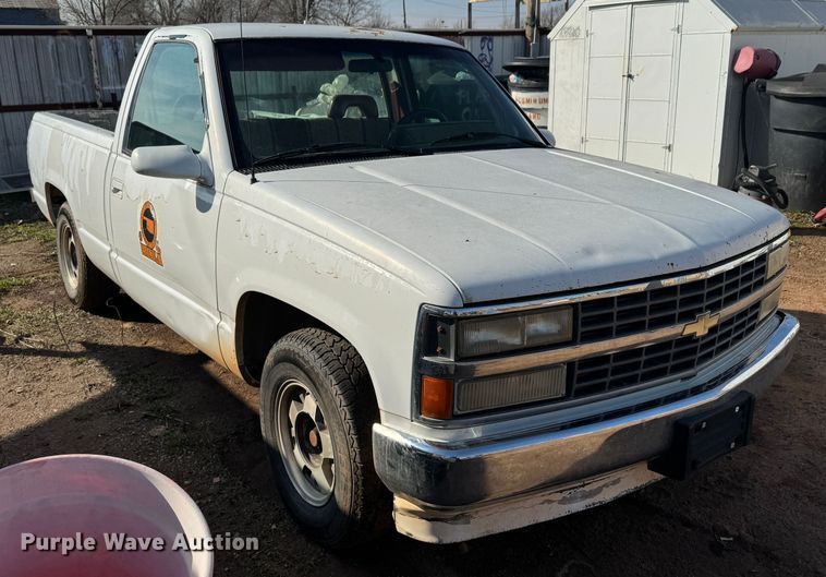 image for item DK6788 1993 Chevrolet C1500 pickup truck