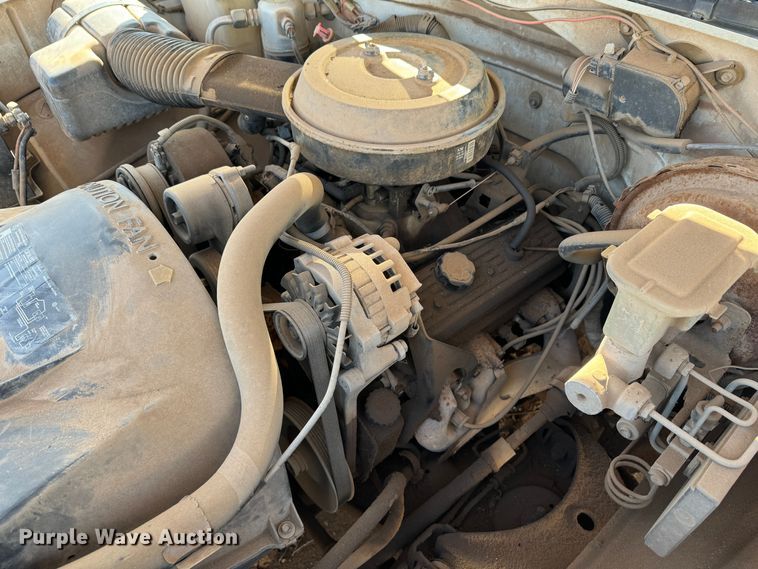 image for item DK6788 1993 Chevrolet C1500 pickup truck