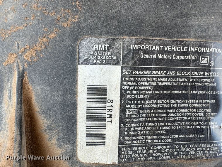 image for item DK6788 1993 Chevrolet C1500 pickup truck