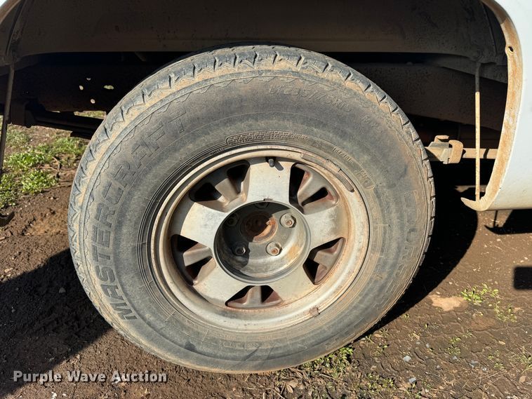 image for item DK6788 1993 Chevrolet C1500 pickup truck