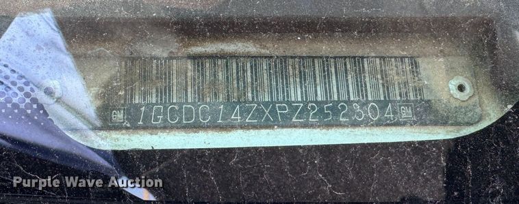 image for item DK6788 1993 Chevrolet C1500 pickup truck