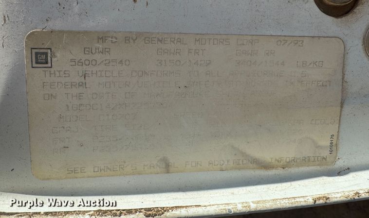 image for item DK6788 1993 Chevrolet C1500 pickup truck