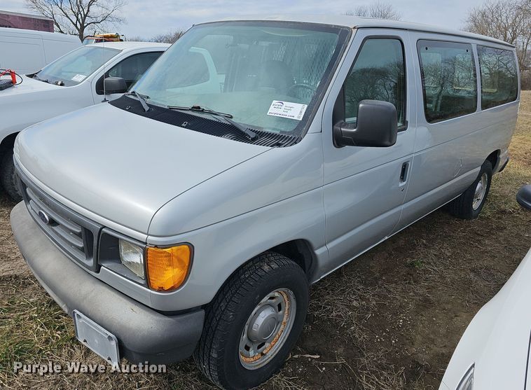 image for item DM1524 2004 Ford  E150 van