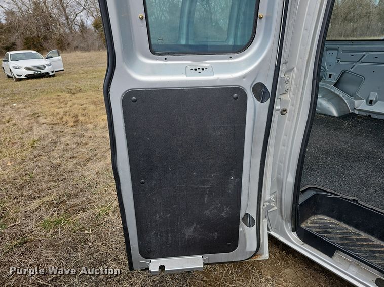 image for item DM1524 2004 Ford  E150 van