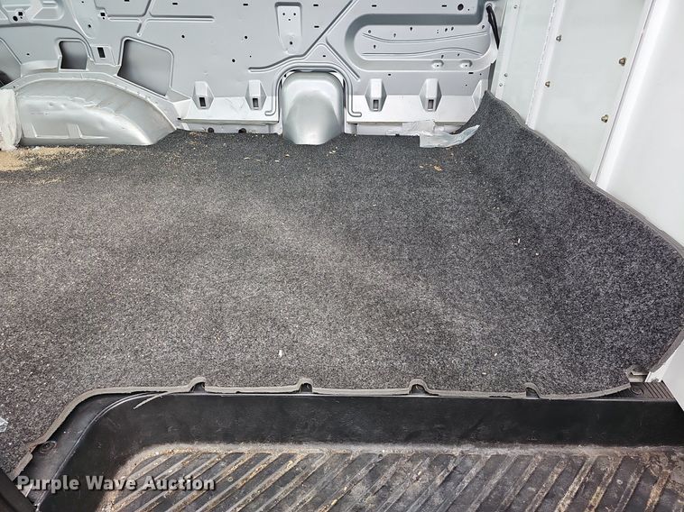 image for item DM1524 2004 Ford  E150 van