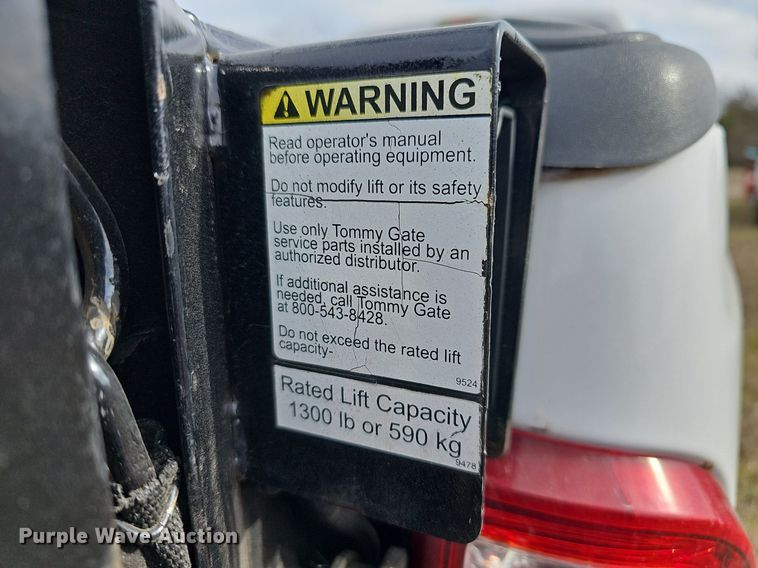 image for item DM1528 2009 Ford F250 Super Duty XL pickup truck