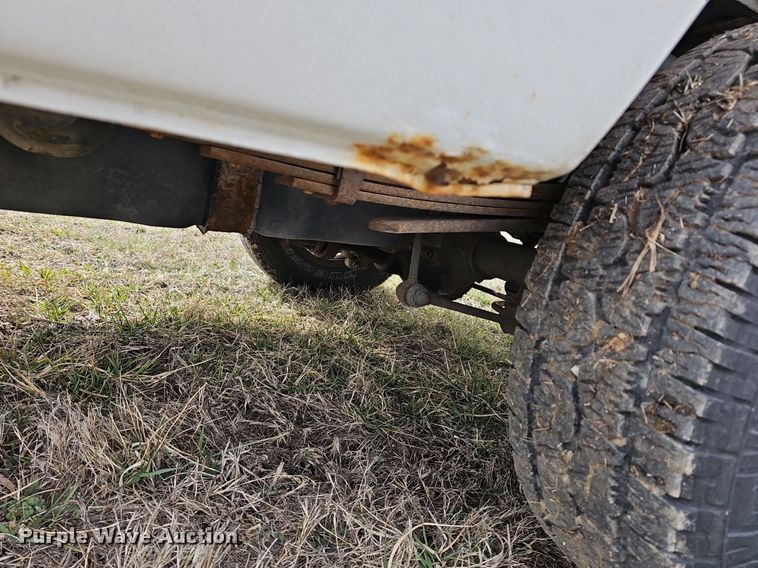 image for item DM1528 2009 Ford F250 Super Duty XL pickup truck