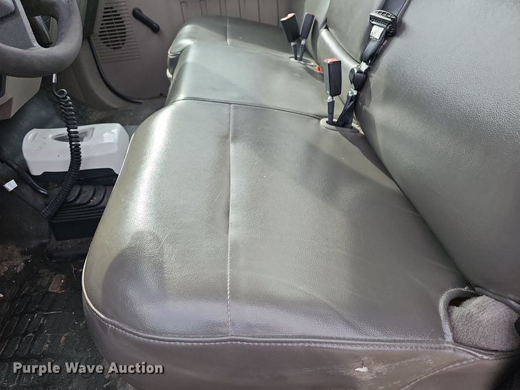 image for item DM1528 2009 Ford F250 Super Duty XL pickup truck