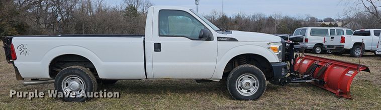 image for item DM1529 2011 Ford  F250 Super Duty XL pickup truck