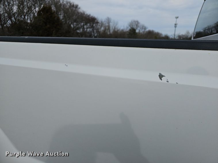 image for item DM1529 2011 Ford  F250 Super Duty XL pickup truck