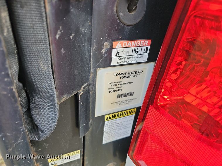 image for item DM1529 2011 Ford  F250 Super Duty XL pickup truck