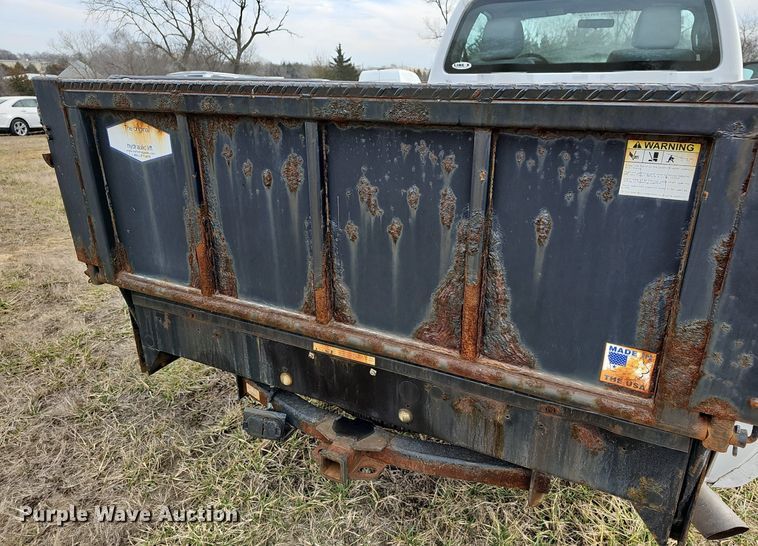 image for item DM1529 2011 Ford  F250 Super Duty XL pickup truck