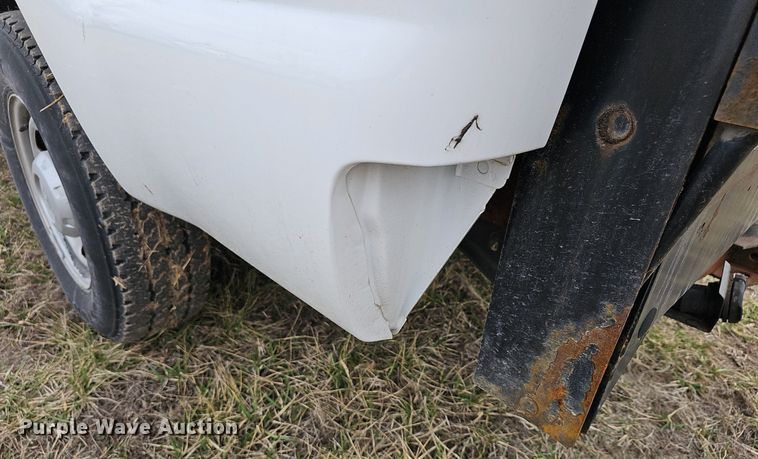 image for item DM1529 2011 Ford  F250 Super Duty XL pickup truck