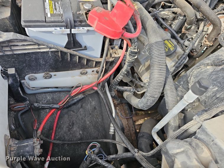 image for item DM1529 2011 Ford  F250 Super Duty XL pickup truck