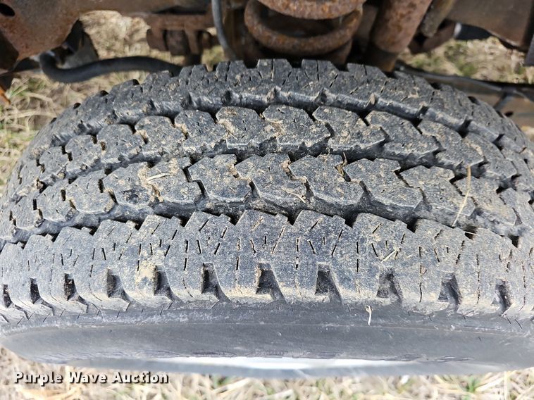 image for item DM1529 2011 Ford  F250 Super Duty XL pickup truck