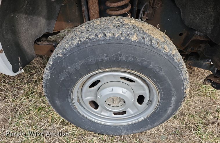 image for item DM1529 2011 Ford  F250 Super Duty XL pickup truck