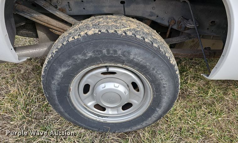 image for item DM1529 2011 Ford  F250 Super Duty XL pickup truck