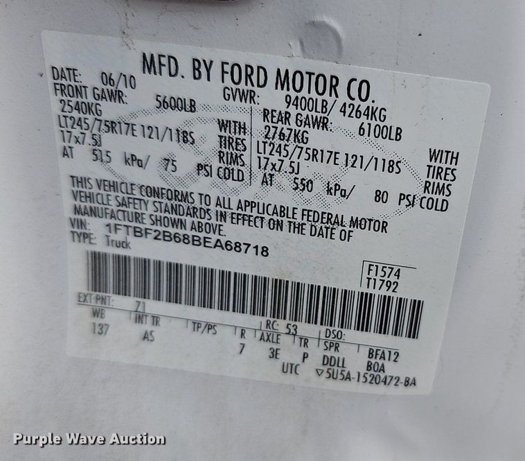 image for item DM1529 2011 Ford  F250 Super Duty XL pickup truck