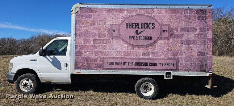 image for item DM1530 2008 Ford E350 Super Duty  box truck