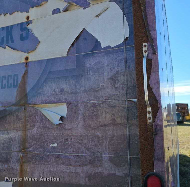 image for item DM1530 2008 Ford E350 Super Duty  box truck