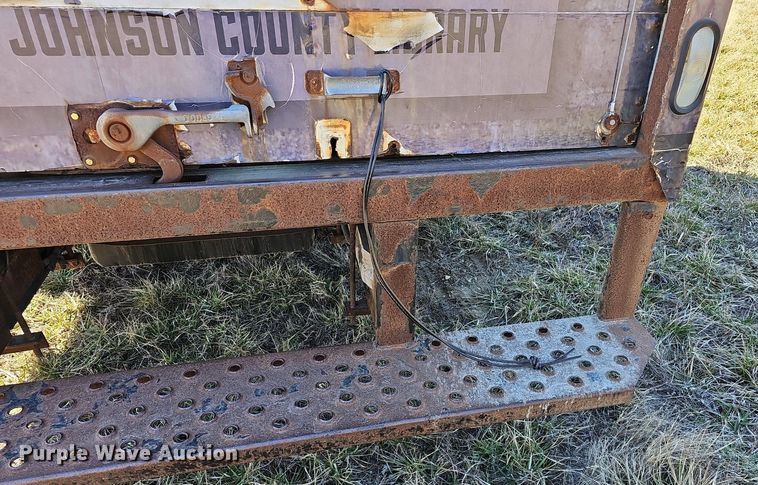 image for item DM1530 2008 Ford E350 Super Duty  box truck