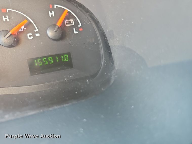 image for item DM1530 2008 Ford E350 Super Duty  box truck