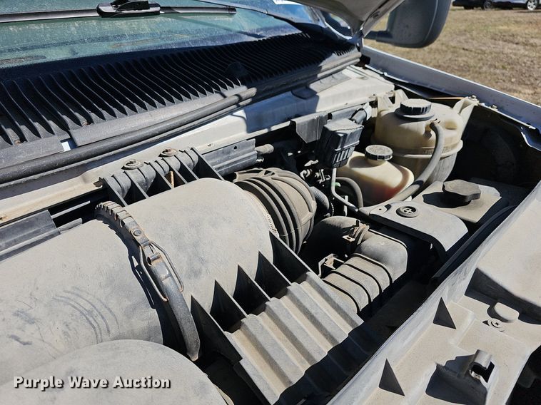 image for item DM1530 2008 Ford E350 Super Duty  box truck