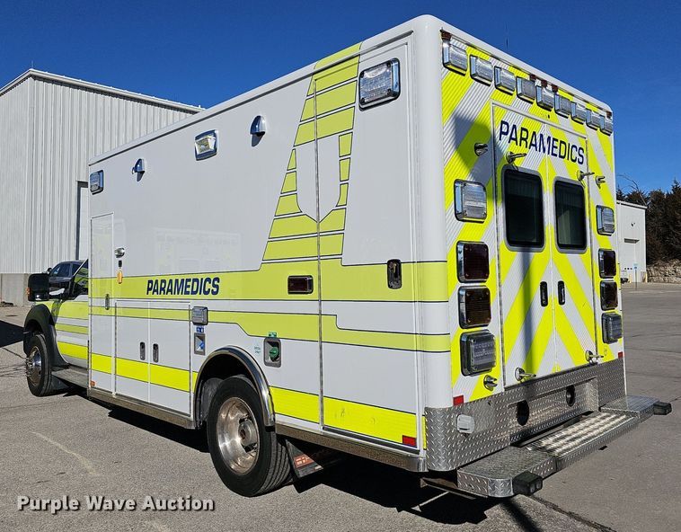 image for item DM1538 2014 Ford F550 Super Duty XLT ambulance