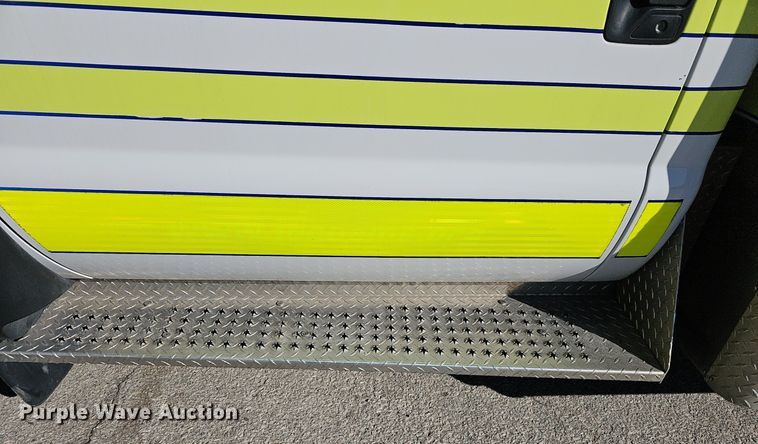 image for item DM1538 2014 Ford F550 Super Duty XLT ambulance