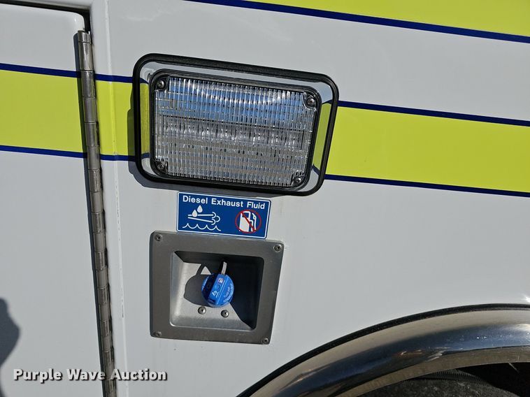 image for item DM1538 2014 Ford F550 Super Duty XLT ambulance