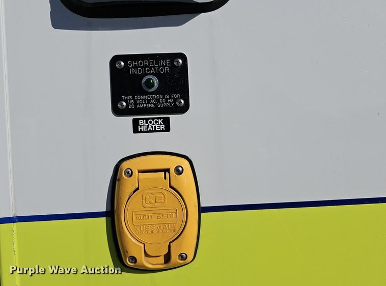 image for item DM1538 2014 Ford F550 Super Duty XLT ambulance