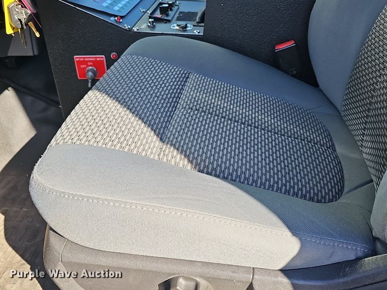 image for item DM1538 2014 Ford F550 Super Duty XLT ambulance