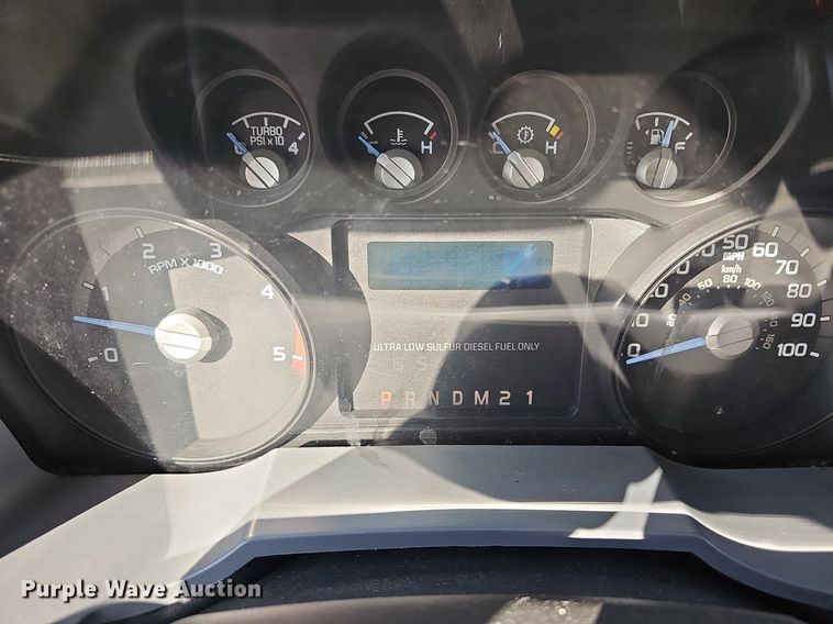 image for item DM1538 2014 Ford F550 Super Duty XLT ambulance