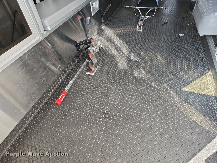 image for item DM1538 2014 Ford F550 Super Duty XLT ambulance