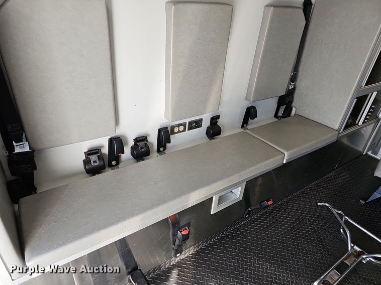 image for item DM1538 2014 Ford F550 Super Duty XLT ambulance