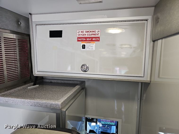 image for item DM1538 2014 Ford F550 Super Duty XLT ambulance