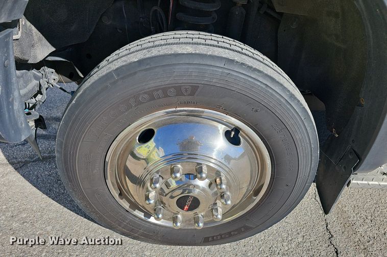 image for item DM1538 2014 Ford F550 Super Duty XLT ambulance