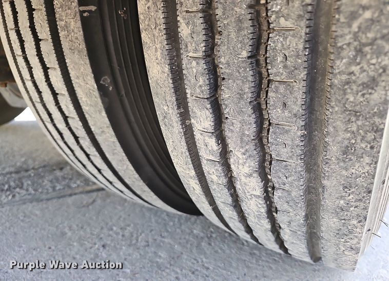 image for item DM1538 2014 Ford F550 Super Duty XLT ambulance