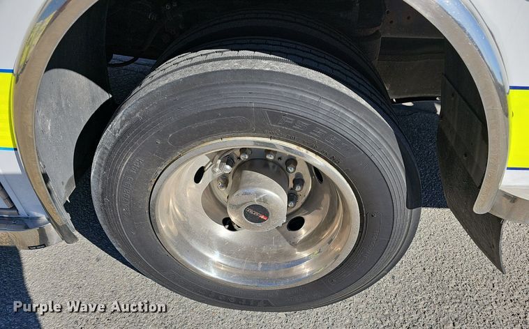 image for item DM1538 2014 Ford F550 Super Duty XLT ambulance