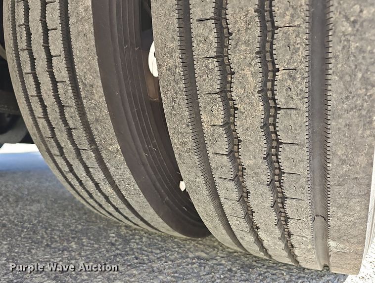 image for item DM1538 2014 Ford F550 Super Duty XLT ambulance