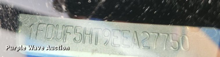 image for item DM1538 2014 Ford F550 Super Duty XLT ambulance