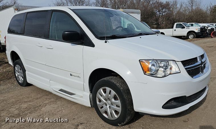 image for item DM1541 2016 Braun handicap accessible van