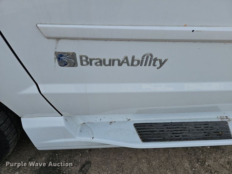 image for item DM1541 2016 Braun handicap accessible van