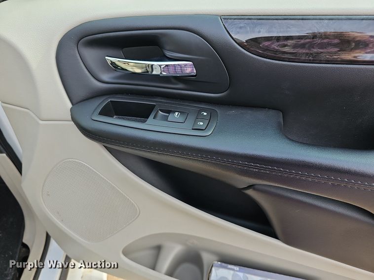 image for item DM1541 2016 Braun handicap accessible van