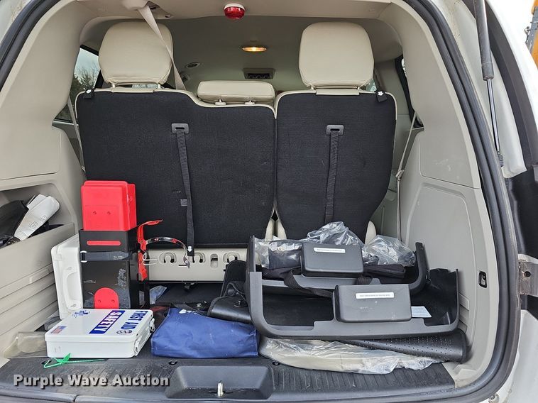 image for item DM1541 2016 Braun handicap accessible van